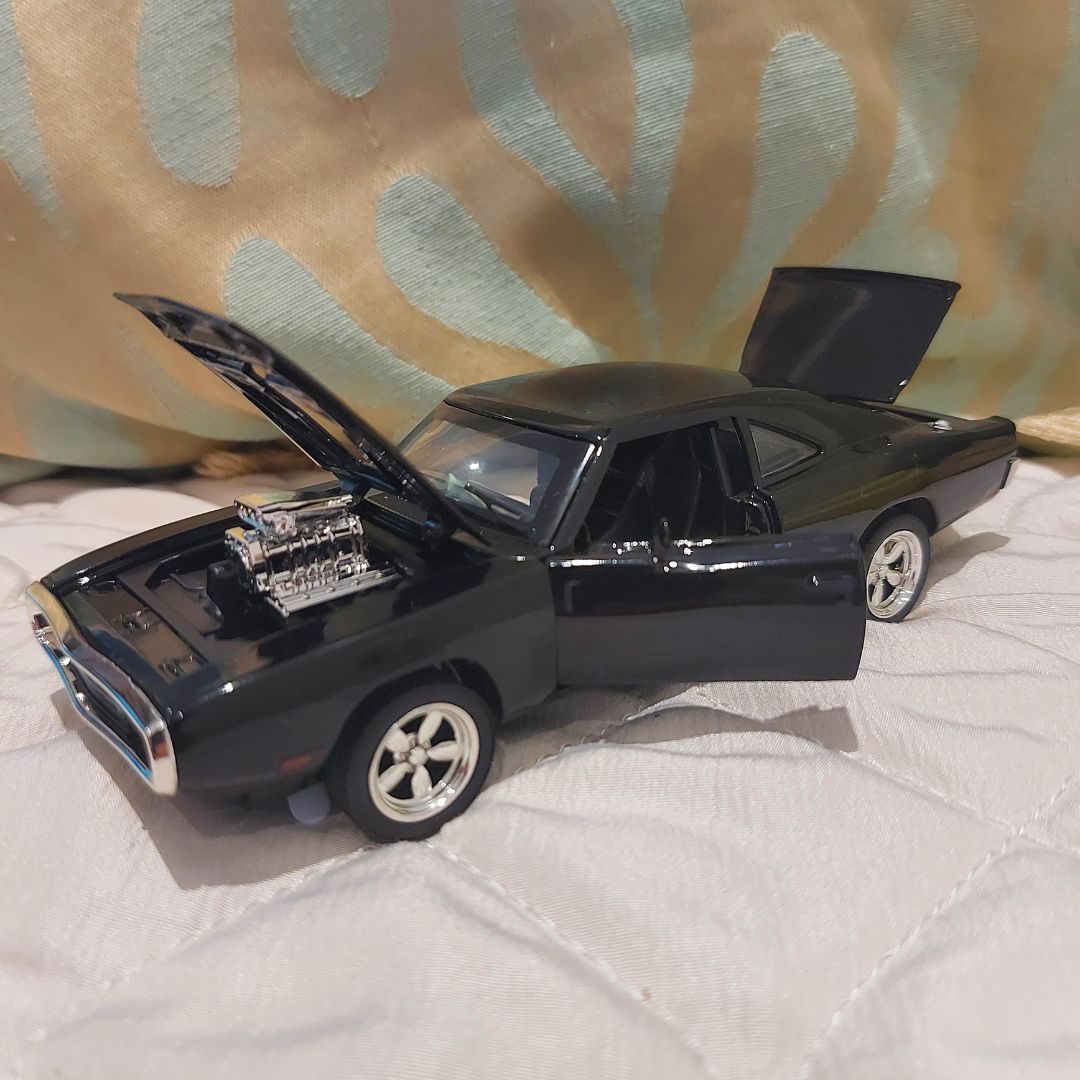 miniatura de carros velozes e furiosos