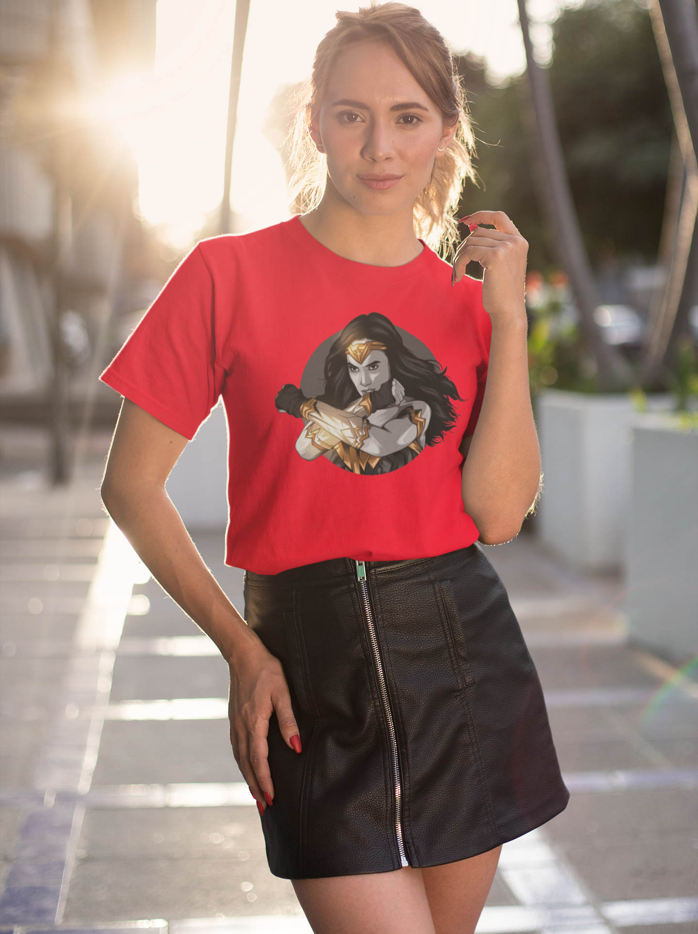 Camiseta baby look mulher maravilha personalizada vermelha.