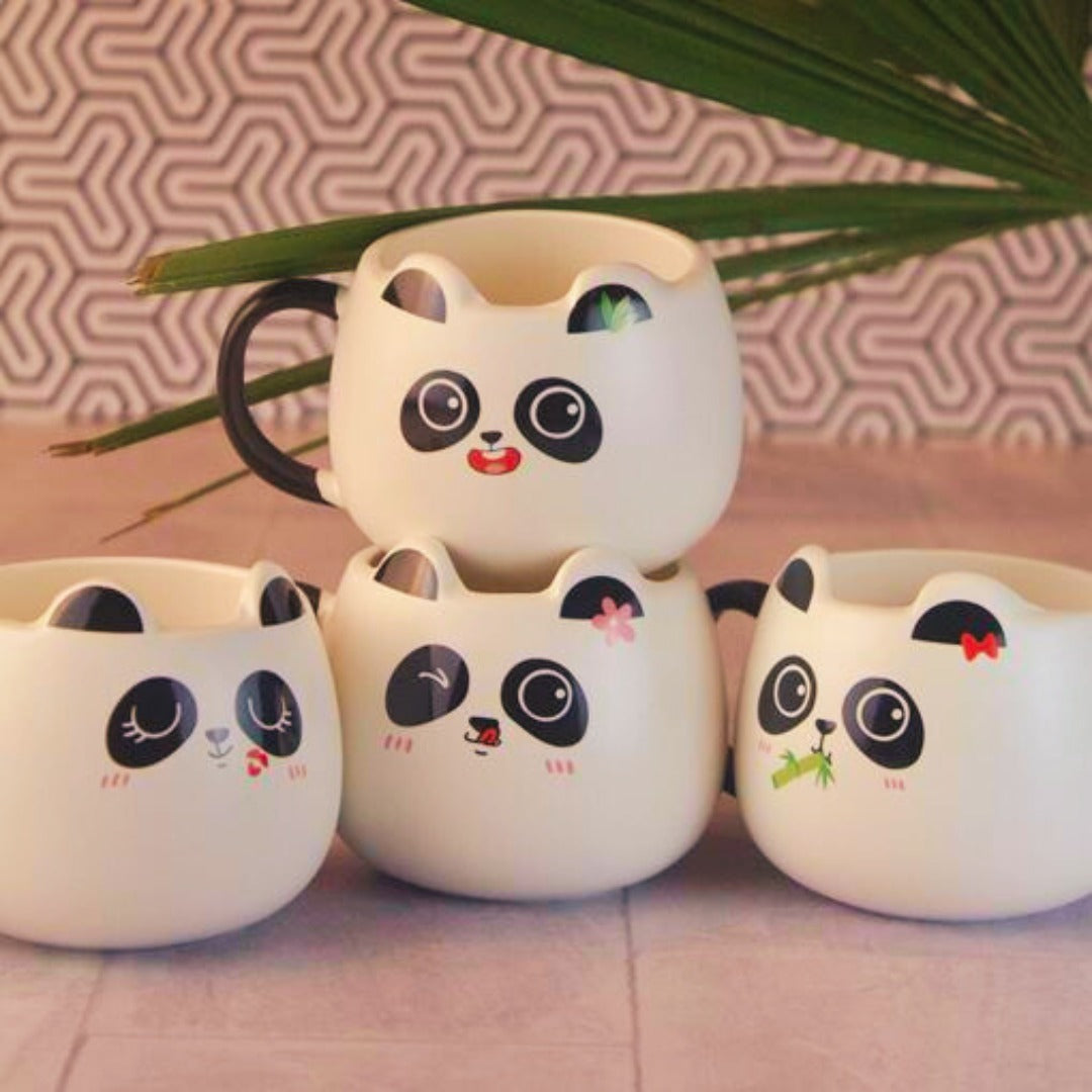 Caneca de Cerâmica Pandinha