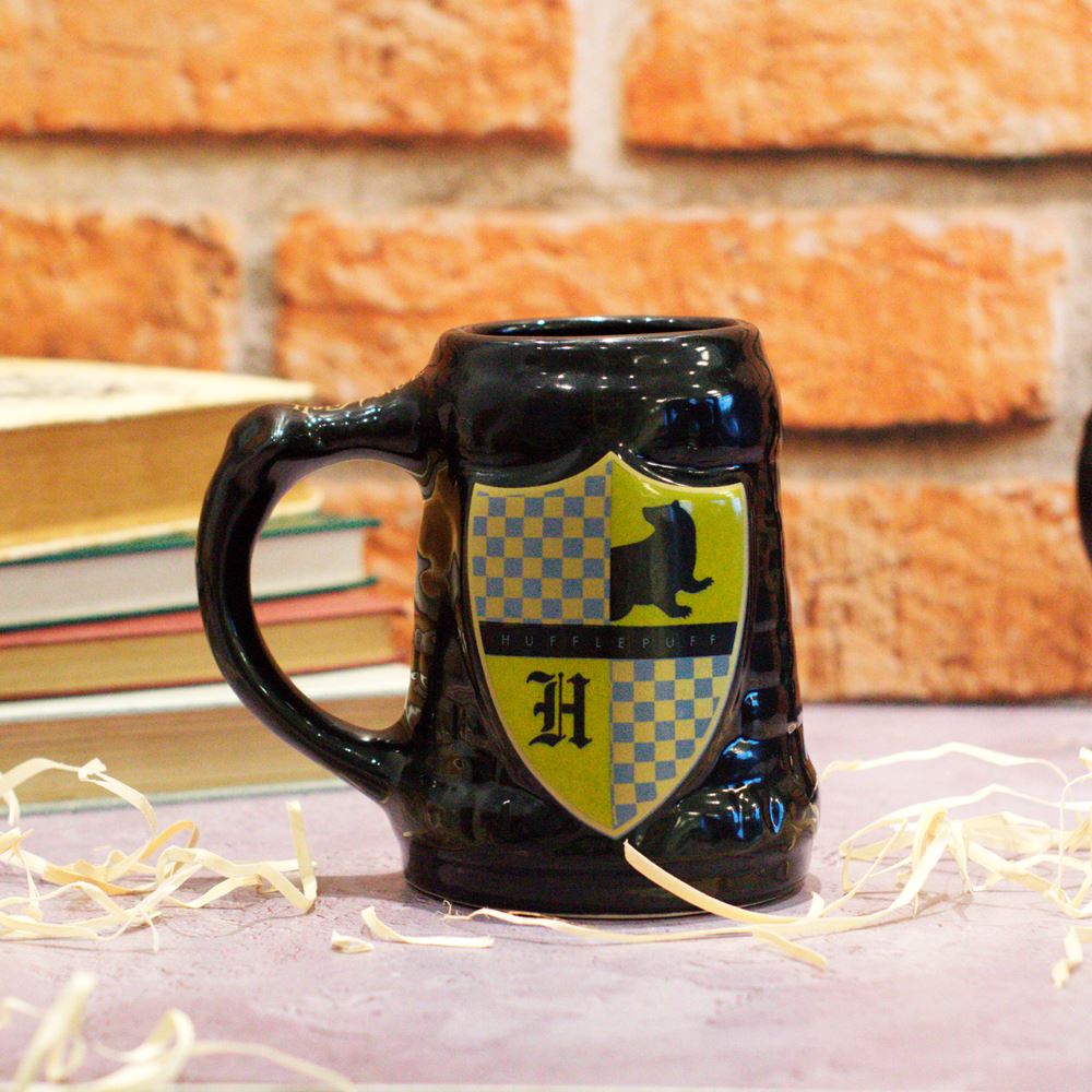 Caneca Harry Potter Coat Of Arms Lufa-Lufa