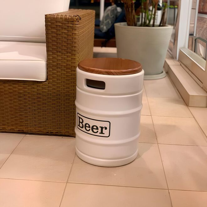 Banco Cooler de Cervejas Barril Decorativo Tampo de Madeira 28L Branco