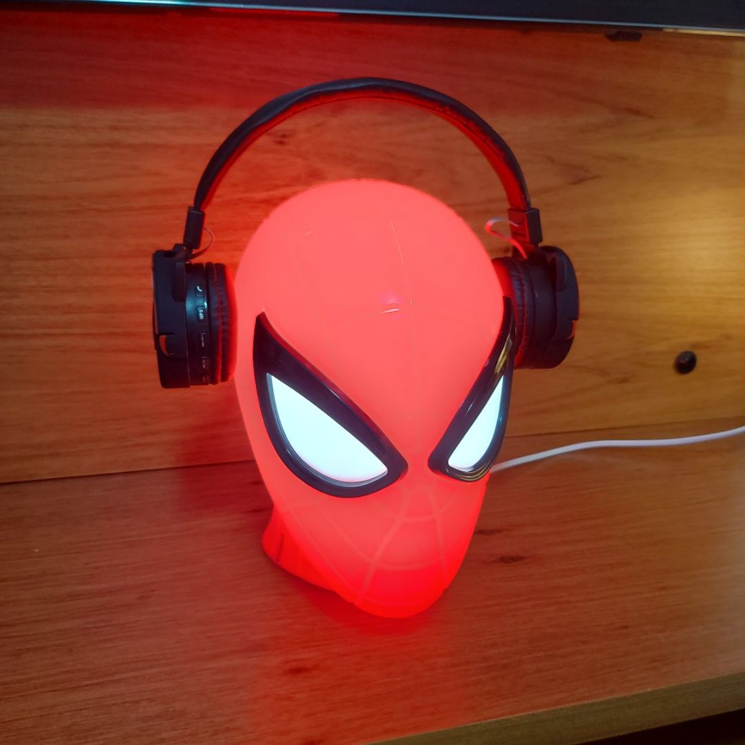 cabeça homem aranha luminária headset