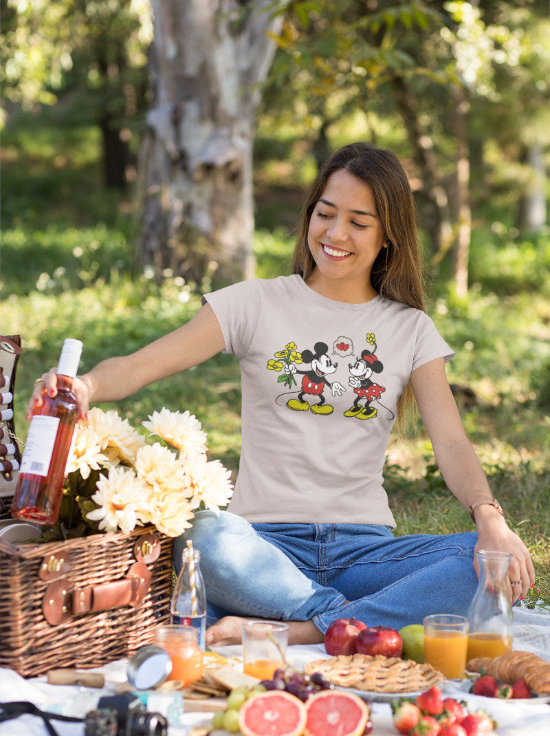 Camisa dia dos namorados personalizado com mickey e minnie na cor rosa bebe