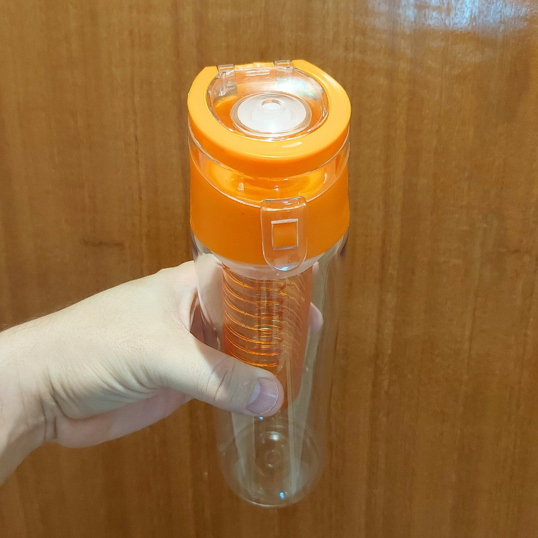 garrafa de chá com infusor grande